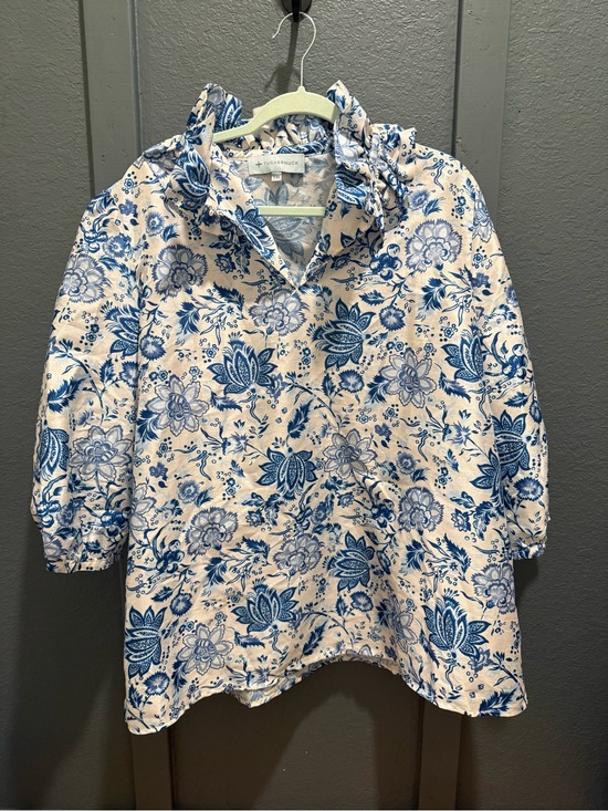 Tuckernuck Tops - Tuckernuck Blue and White Floral Ruffle Neck Blouse